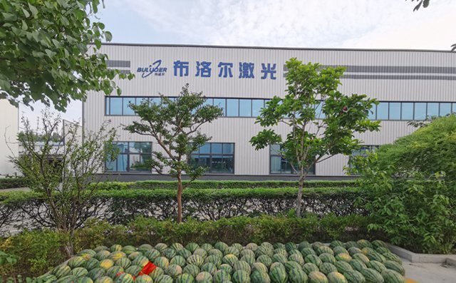 萬斤西瓜齊登場，清涼一夏真是爽！